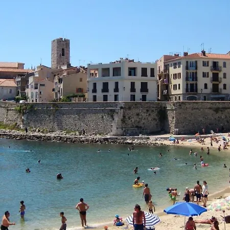 D'une Avec Terrasse Amenagee Et Wifi A A 2 Km De La